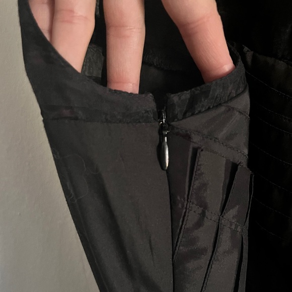 XSOLDX Stunning Derek Lam pleated leather LBD - Picture 7 of 11